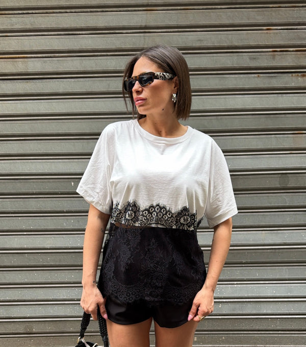 T-shirt essential lace hem tee