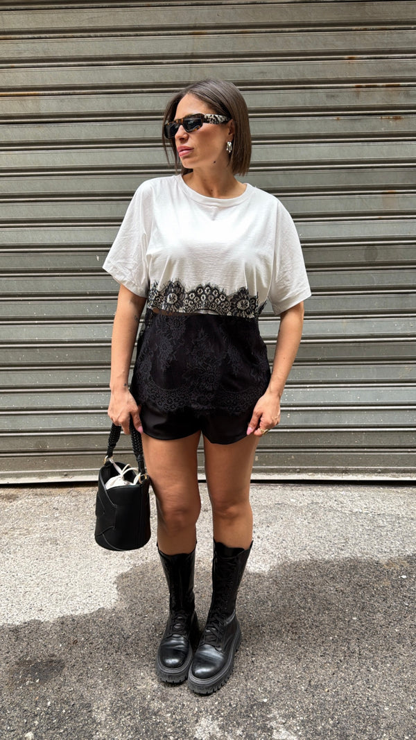 T-shirt essential lace hem tee