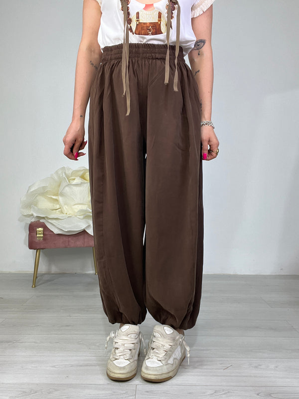 Pantaloni casual