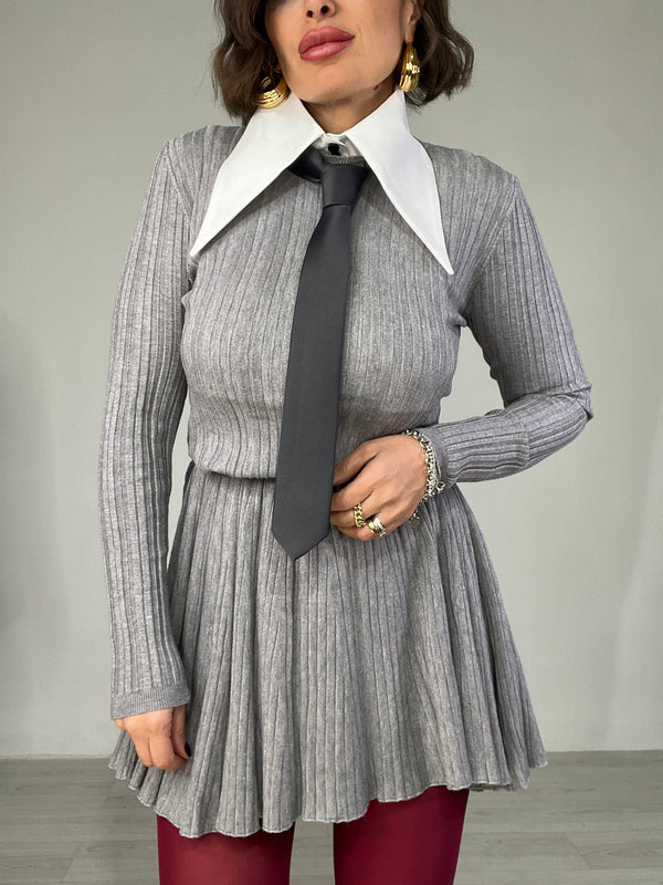 Cravatta Basic Grigia