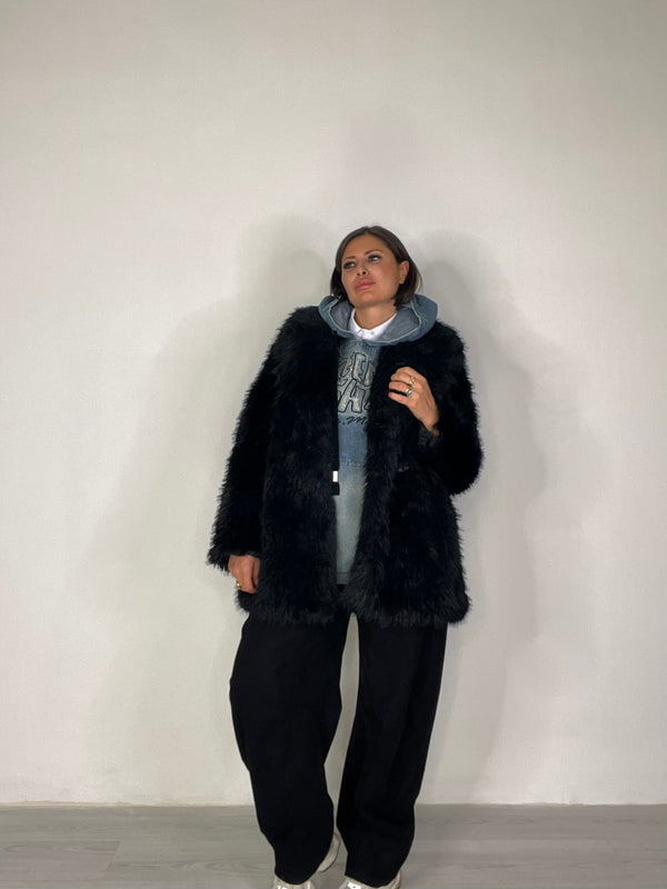 Ecofour Crudelia nera