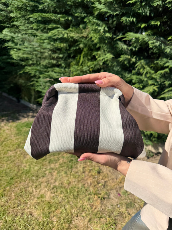 Clutch Stripe