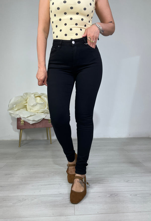 Black skinny jeans