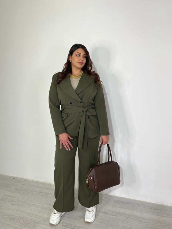 Tailleur Curvy Eleganza Disinvolta